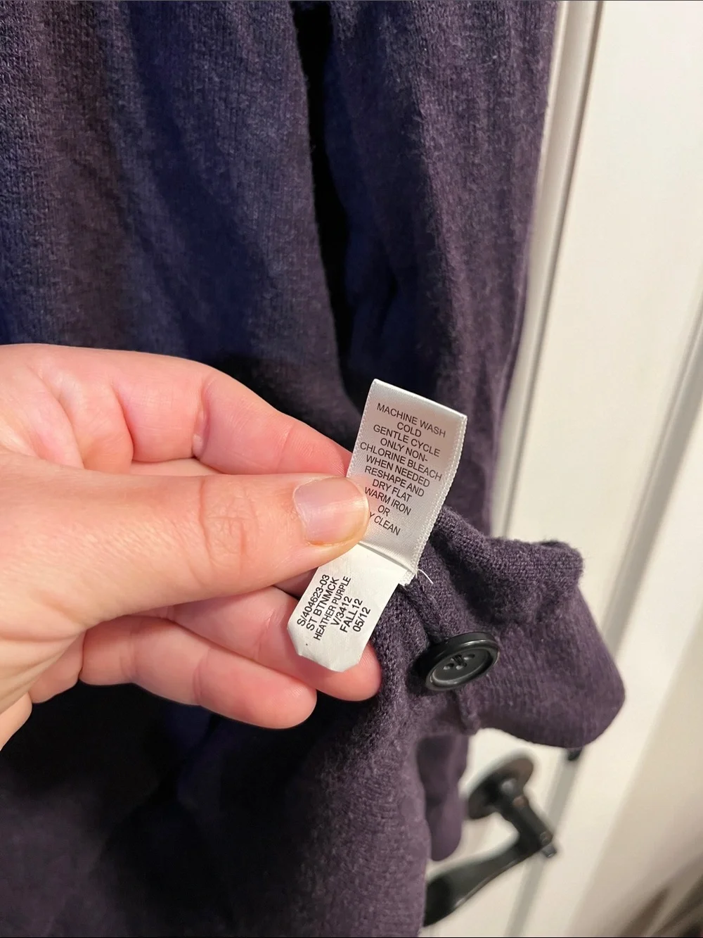 Banana Republic 100% Cotton Quarter Button Sweater in Purple Size Medium
